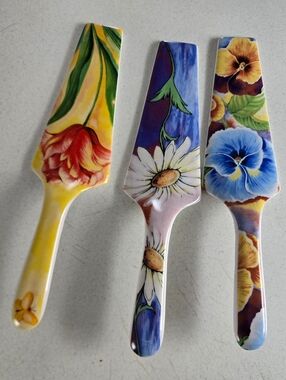 Cake Server Porcelain Flower Lot Of 3